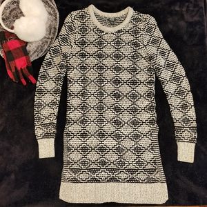 Roots "Snowy Fox" Side-Slit Tunic Sweater